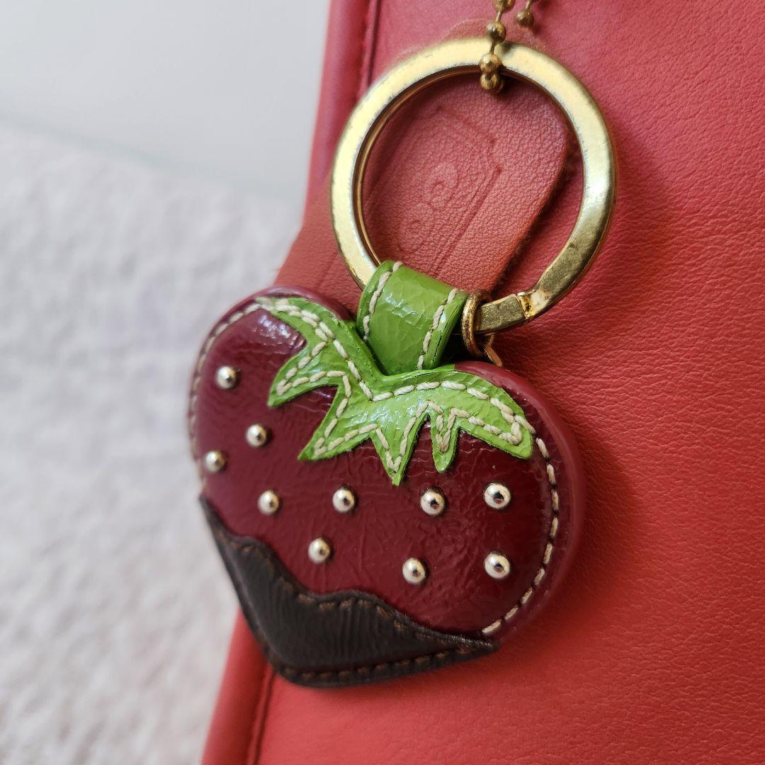 Y2K◎Coach strawberry Charm 苺　キーホルダー　コーチ