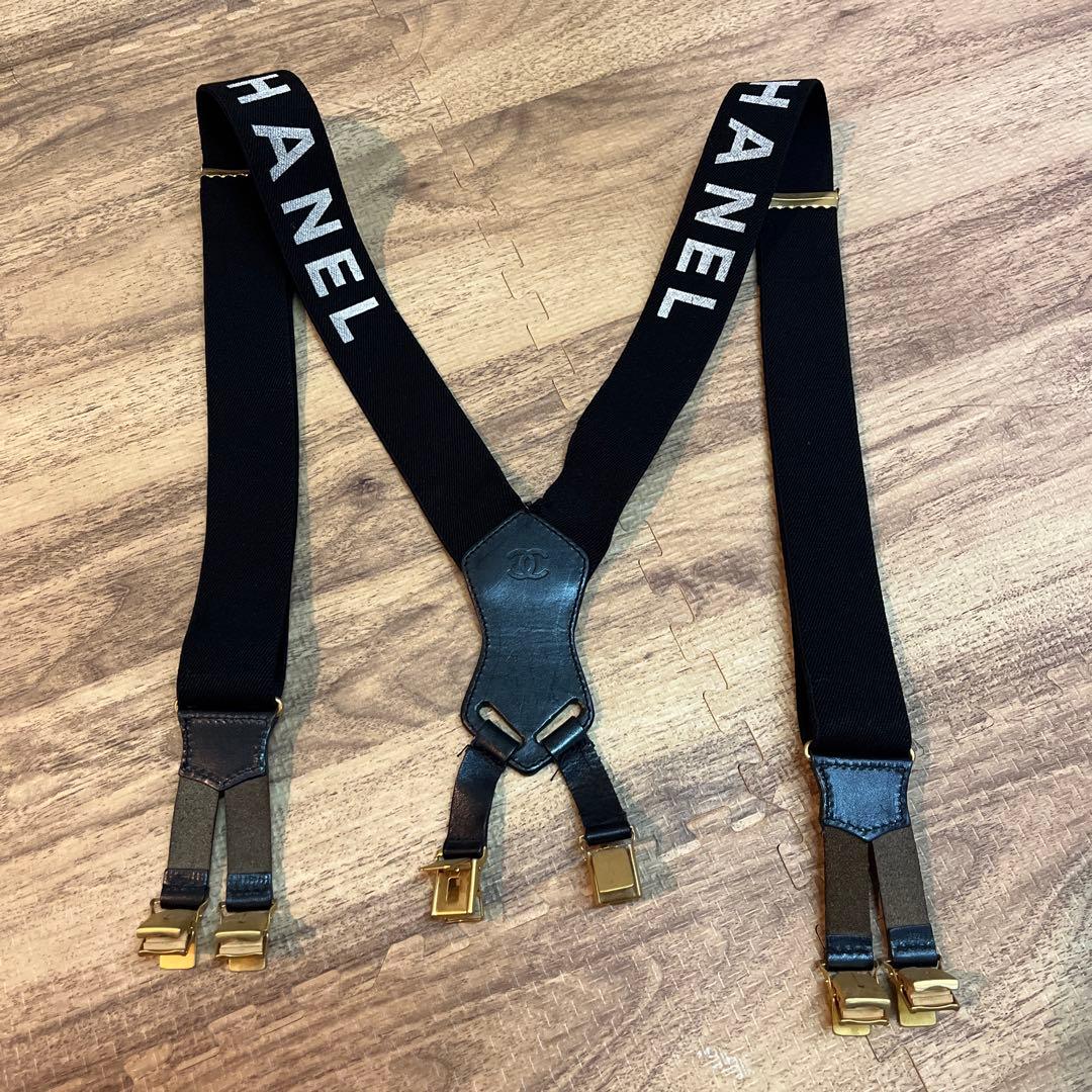 CHANEL ロゴ入り ブラック サスペンダー