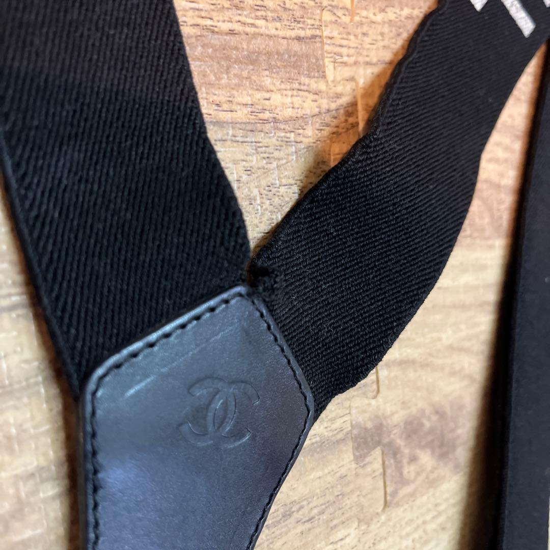 CHANEL ロゴ入り ブラック サスペンダー