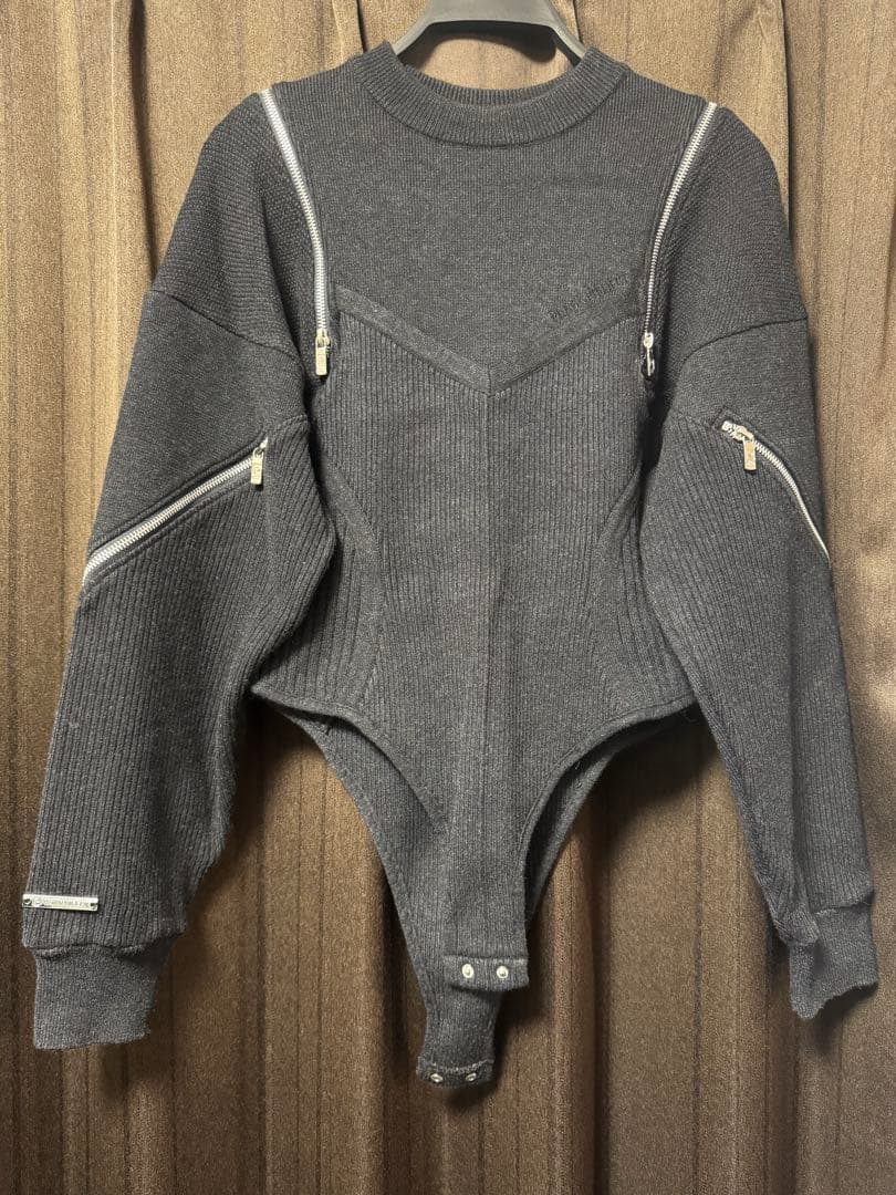 プランクプロジェクト ジッパー付きグレーリブ編みボディスーツ