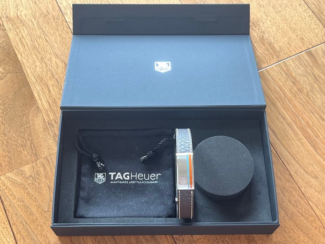 TAG Heuer レザーバングル