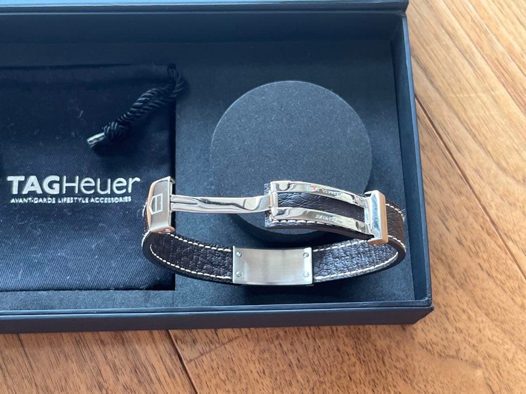 TAG Heuer レザーバングル