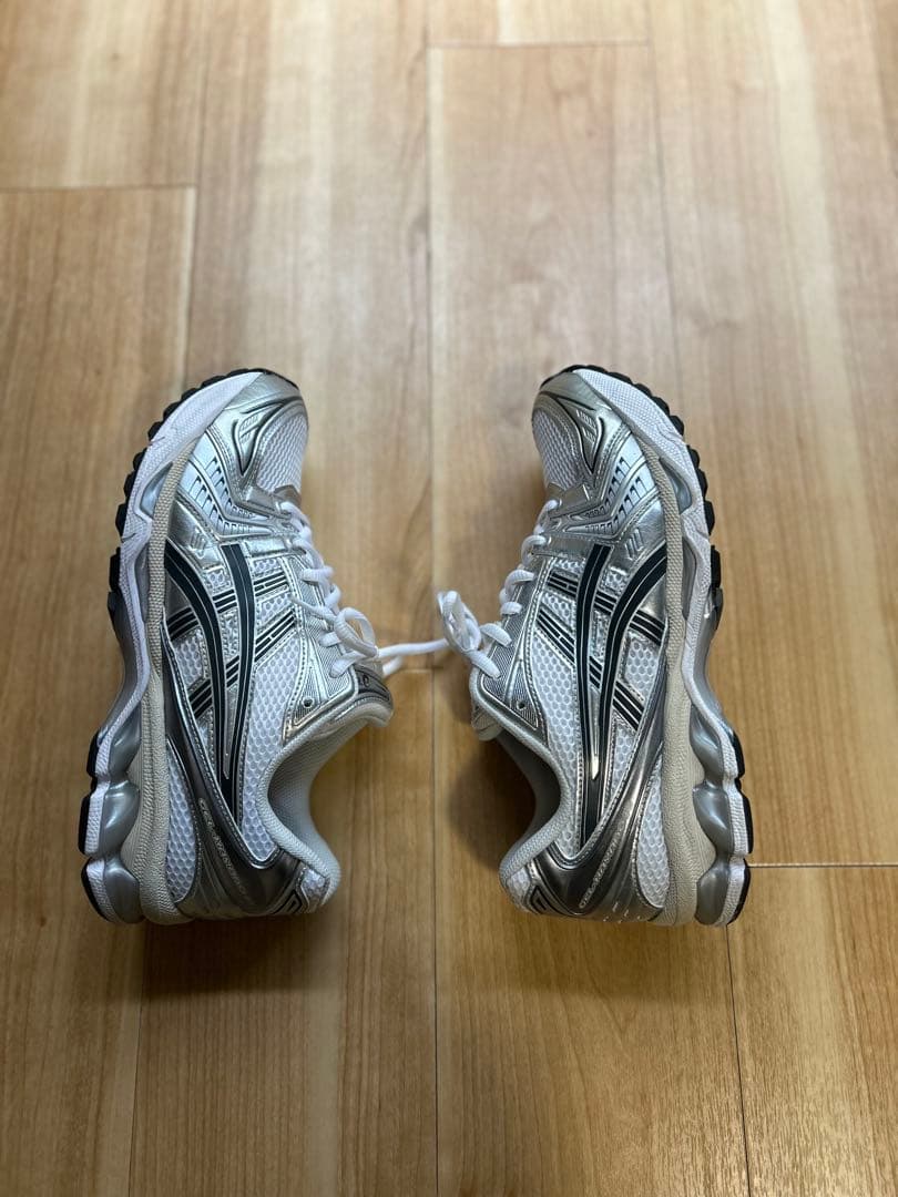 【美品】27cm ASICS GEL-KAYANOホワイト/シルバー ゲルカヤノ