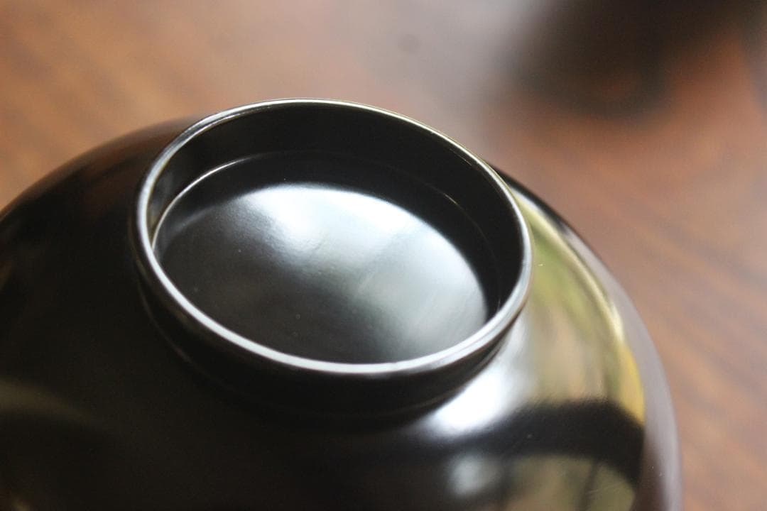 時代逸品！上質黒漆に優美な牡丹見返し蜂蒔絵の映えるお椀2点（検輪島塗蒔絵椀雑煮椀