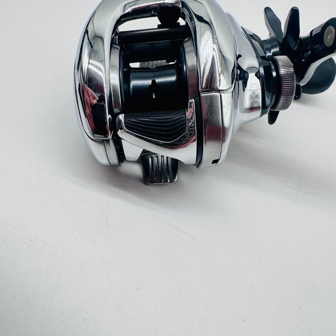 美品　SHIMANO　シマノ　19　アンタレス　HG　ベイトリール　淡水専用