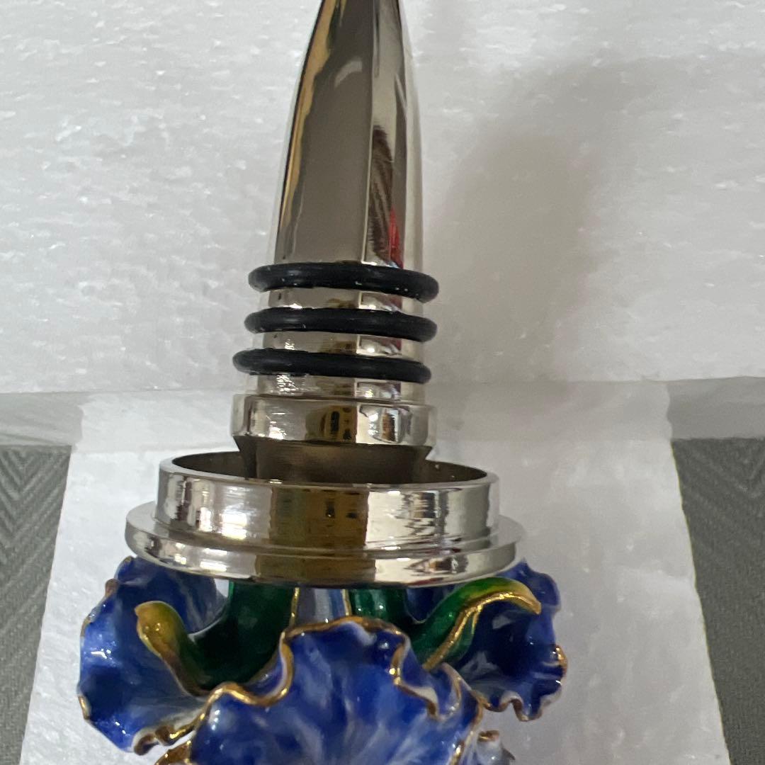 青い花のワインボトルストッパー