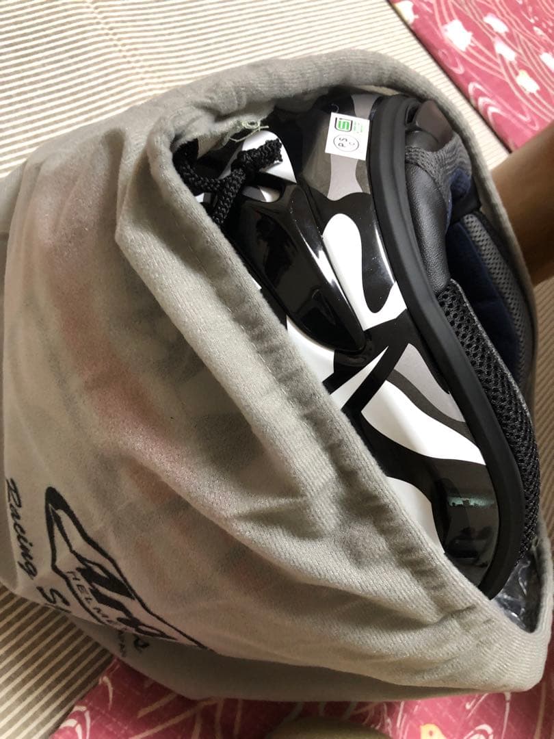 海外メーカー製品の　アライジェット似XL vz RAM ？ミラーシールド仕様sz