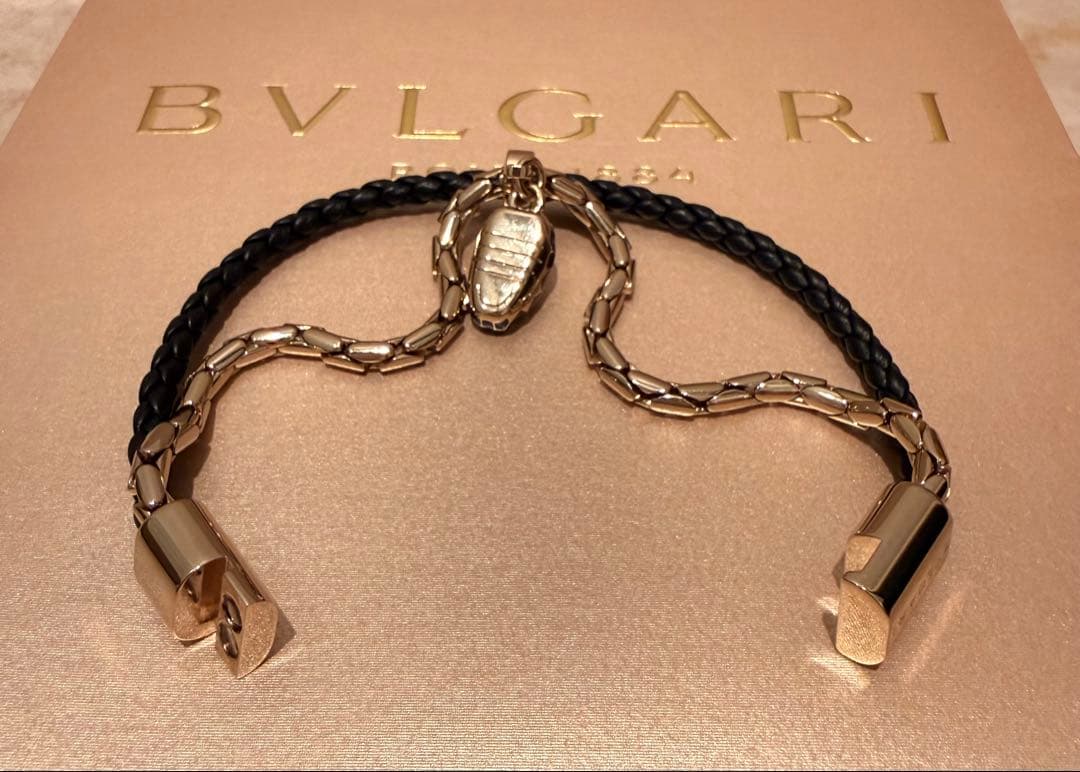 セルペンティ フォーエバー レザーブレスレット