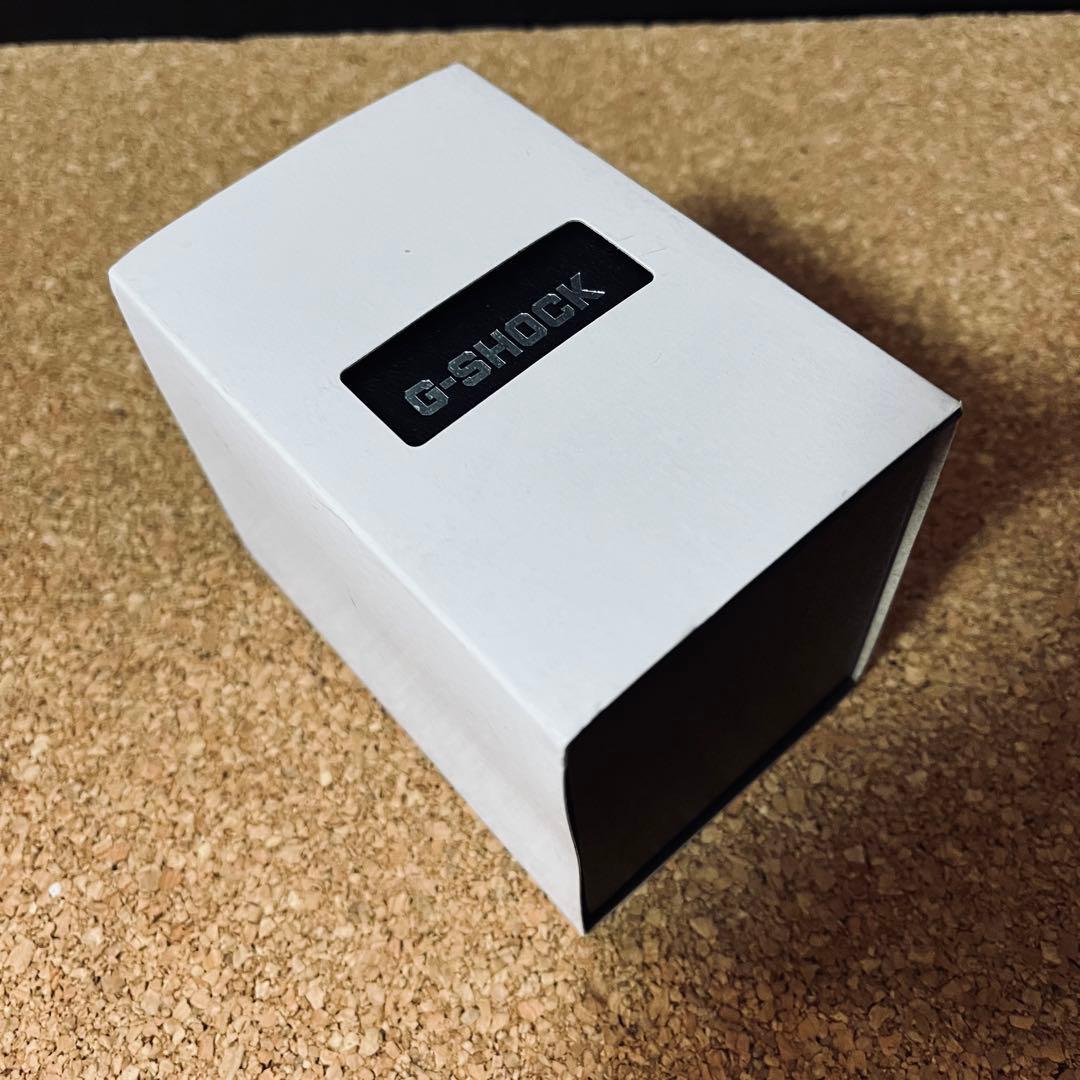 美品】カシオGーSHOCK/AWGーM520ー1AJF電波ソーラー／国内正規品