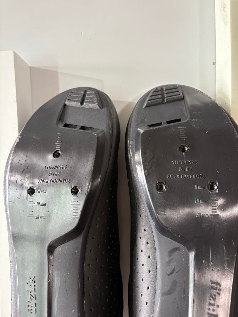 FIZIK フィジーク VENTO OMNA WIDE Black 44