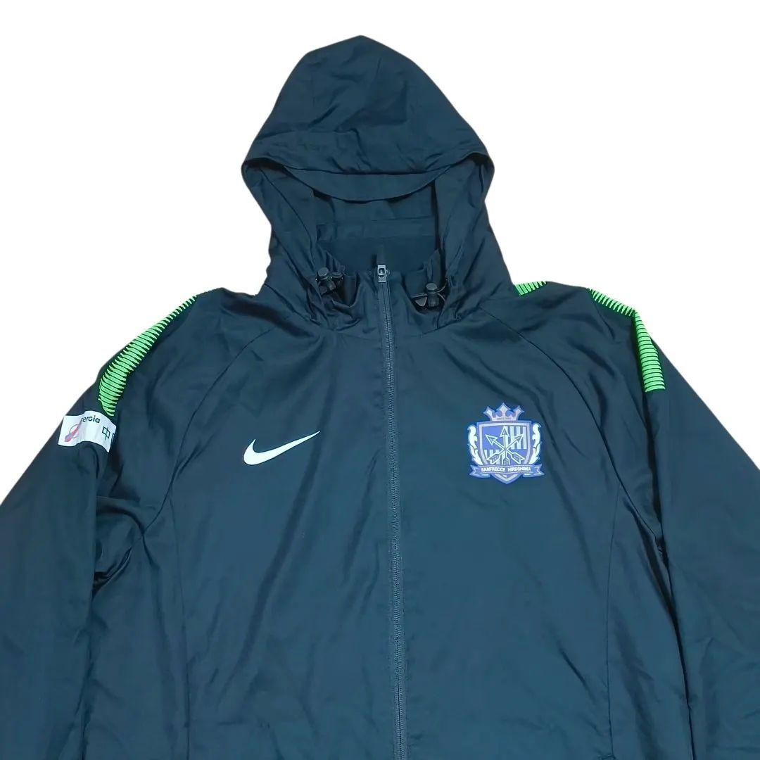 サンフレッチェ広島　スタッフ支給品　XL　NIKE　ウィンドブレーカー　ブラック