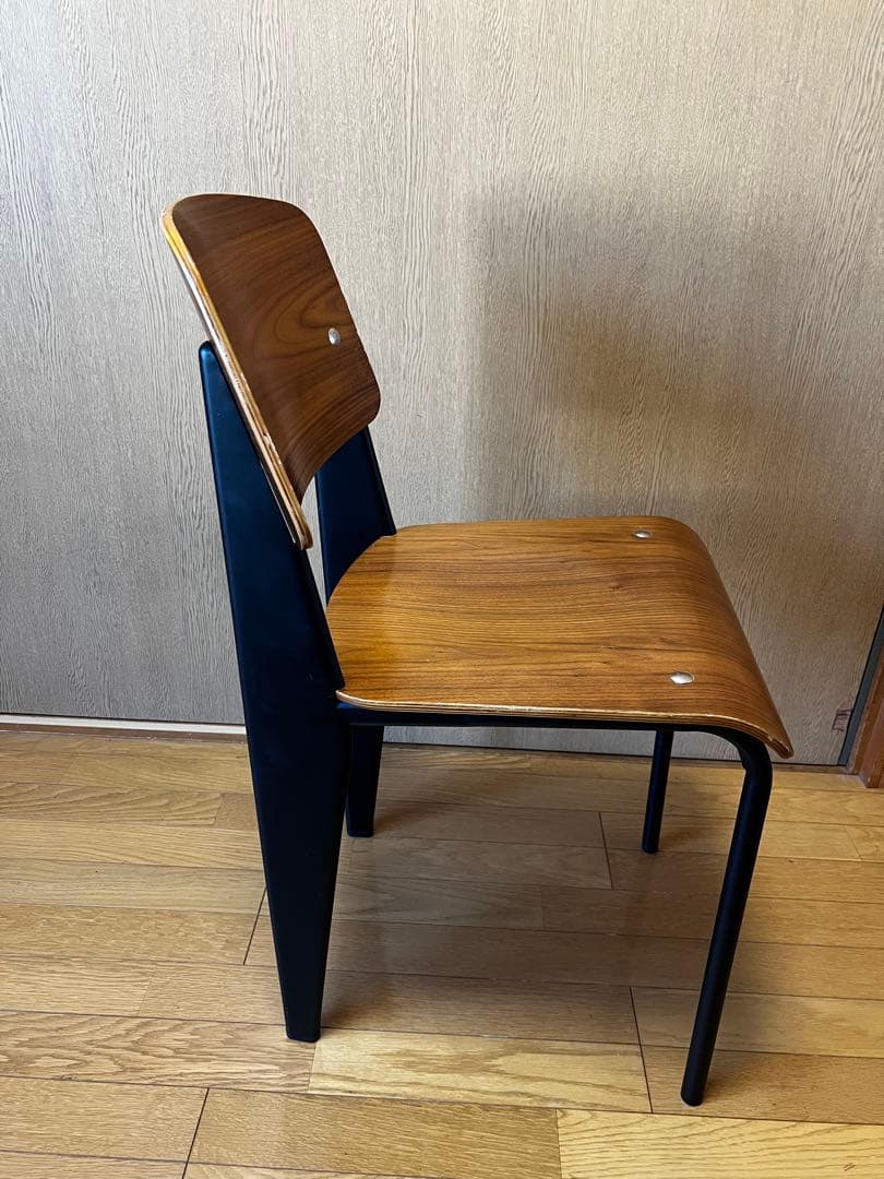 ジャンプルーヴェ　スタンダードチェア　リプロダクト