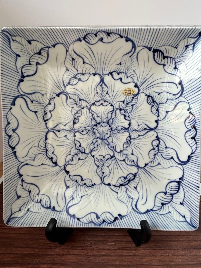 有田焼そうた窯　花弁紋9寸　正方形角盛皿