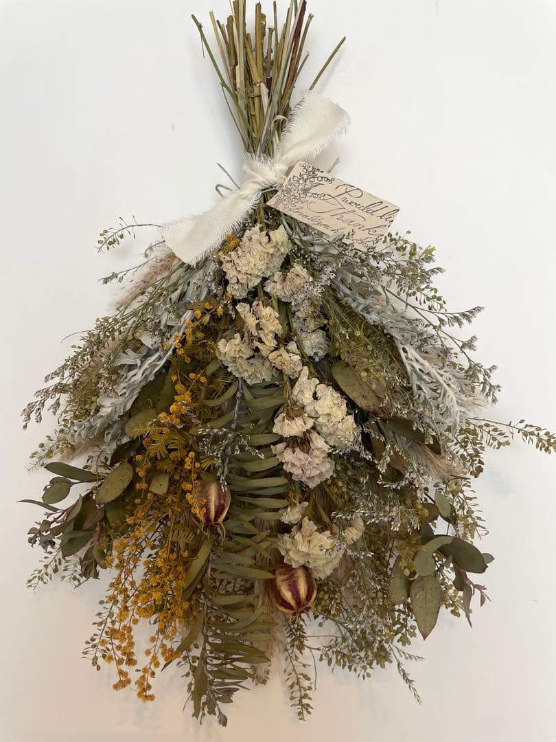 ピンクのススキと小花　ドライフラワースワッグ　スワッグ　ドライフラワー