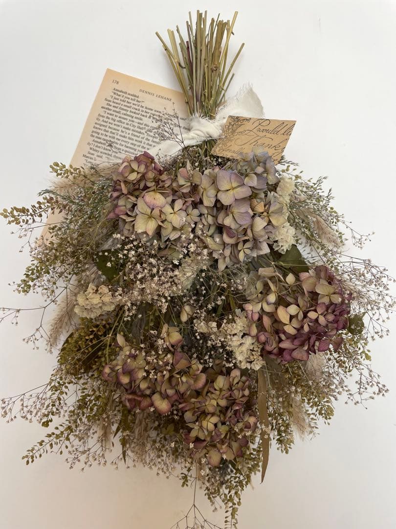 ピンクのススキと小花　ドライフラワースワッグ　スワッグ　ドライフラワー