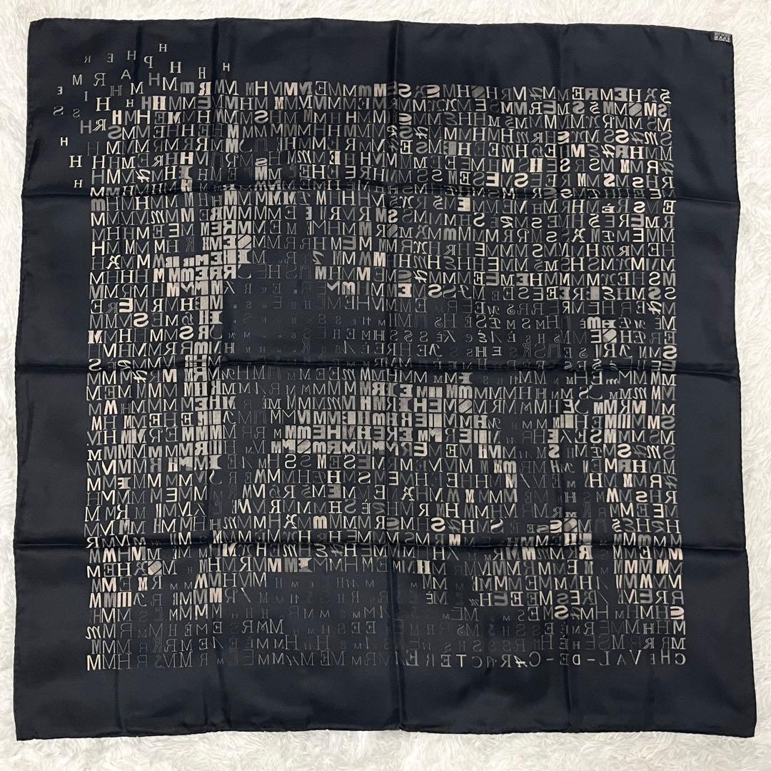 希少✨極美品✨HERMES スカーフ カレ90 アルファベットでできた馬