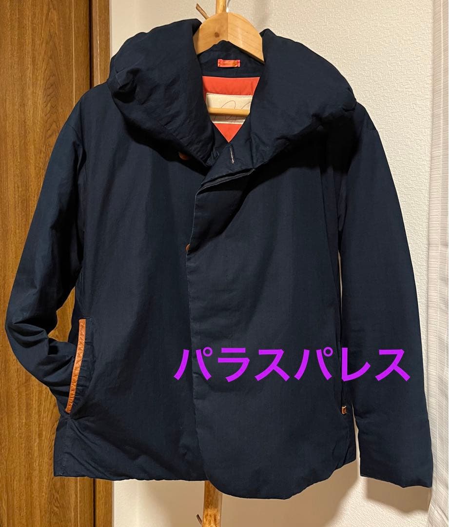 クリーニング済み　パラスパレスの人気のダウンジャケット　インディゴ
