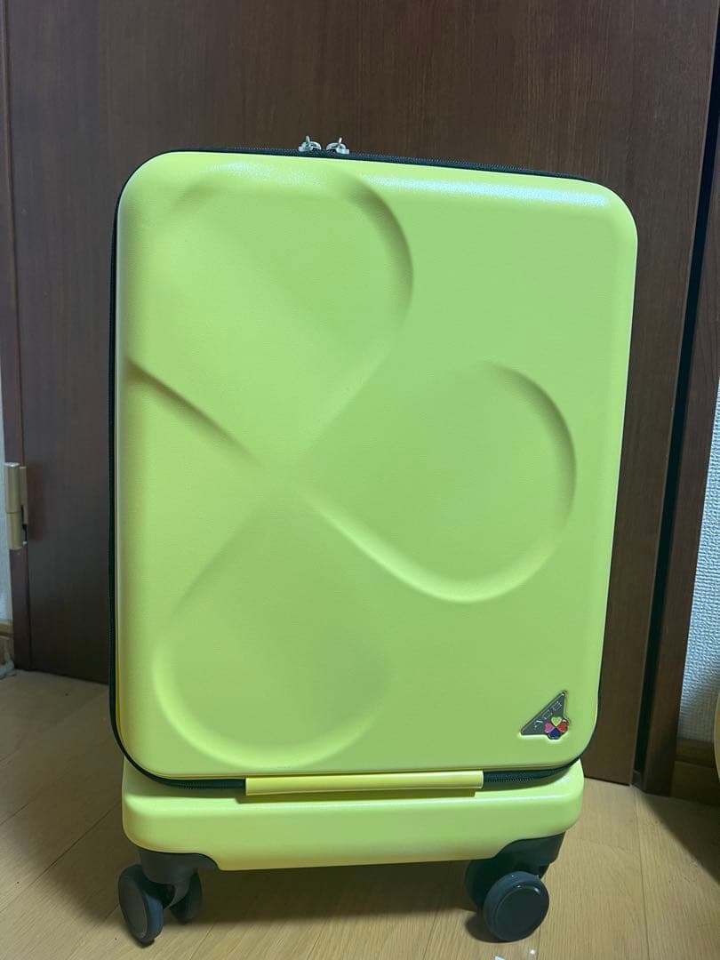 ももいろクローバーZ x ACE キャリーケース 黄色