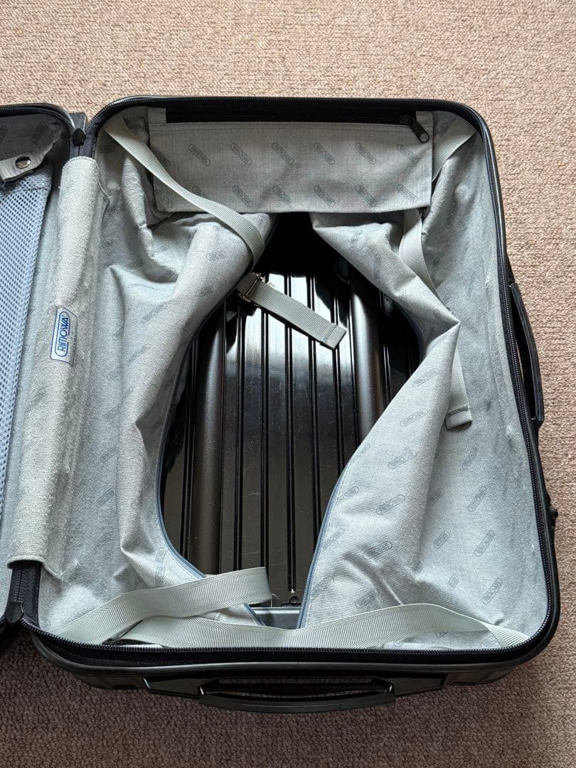 リモワ（RIMOWA）「サルサ」（Salsa）32L 2輪 機内持ち込みサイズ