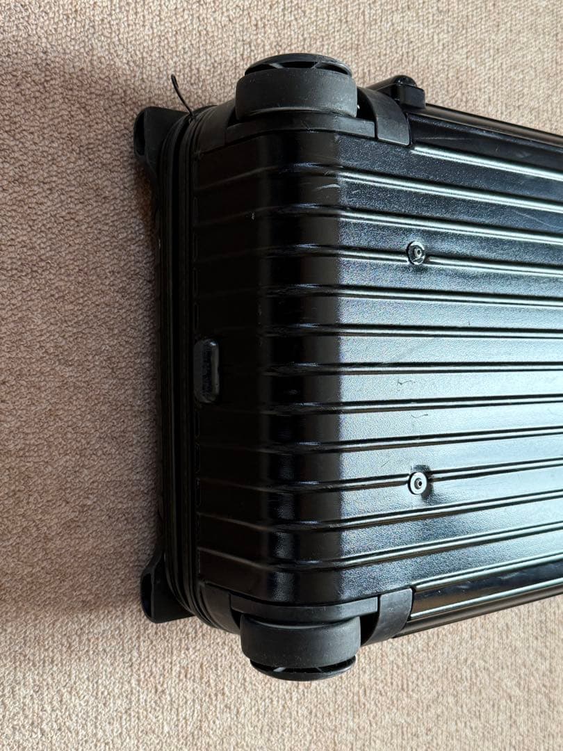 リモワ（RIMOWA）「サルサ」（Salsa）32L 2輪 機内持ち込みサイズ