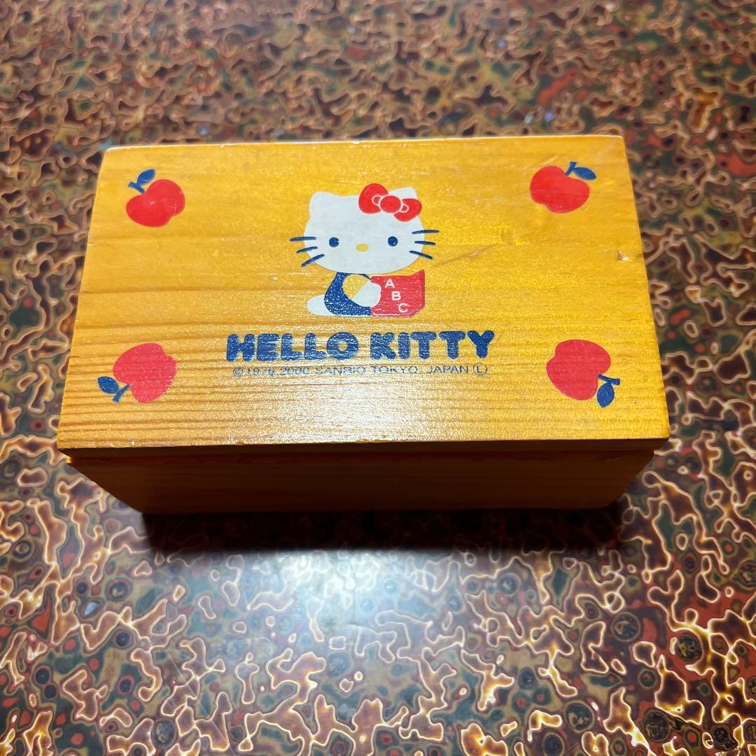 HELLO KITTY 木製小物入れ　2000年