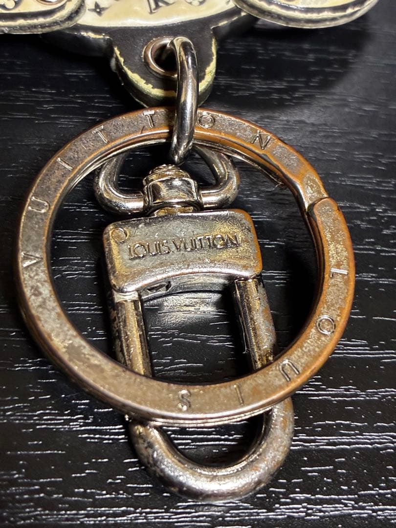 LOUIS VUITTON ルイヴィトン　ポルトクレ　ダルマタ　キーホルダー　犬