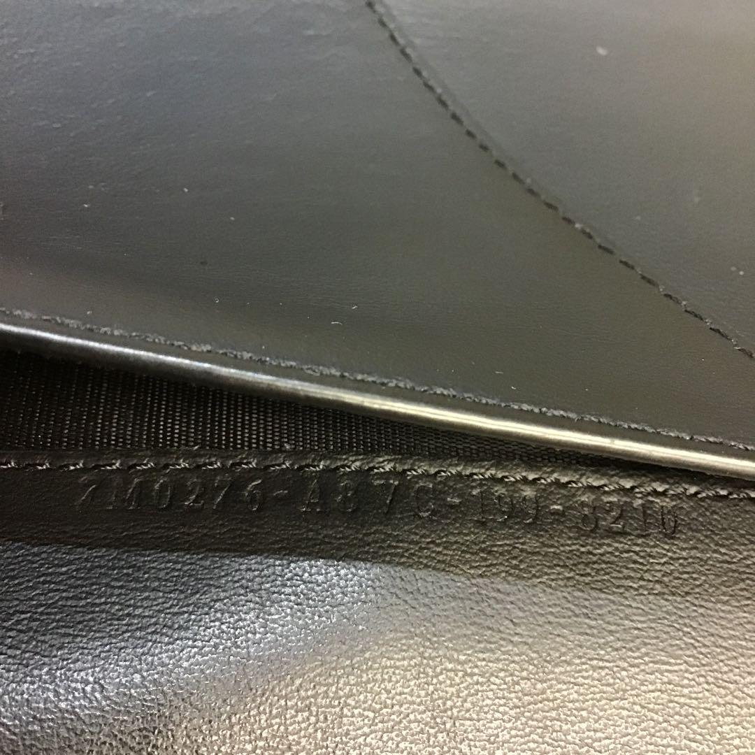 ❣️最終値下げ❣️‼️フェンディ‼️ ラウンドファスナートラベルウォレット　7M0276