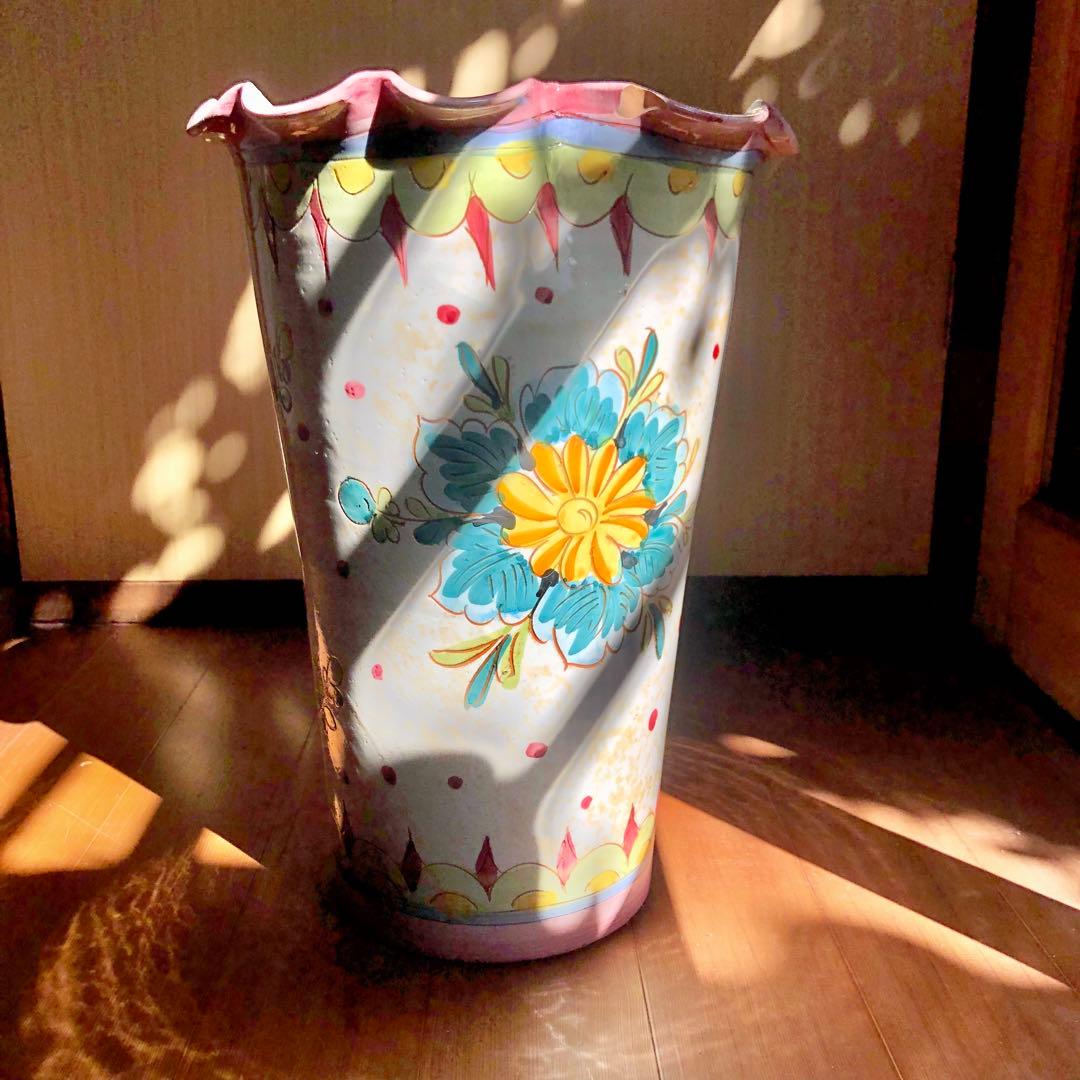 イタリア製高さ42㎝手書き花柄陶器製フリル陶器花瓶傘立てピンク系アンティーク
