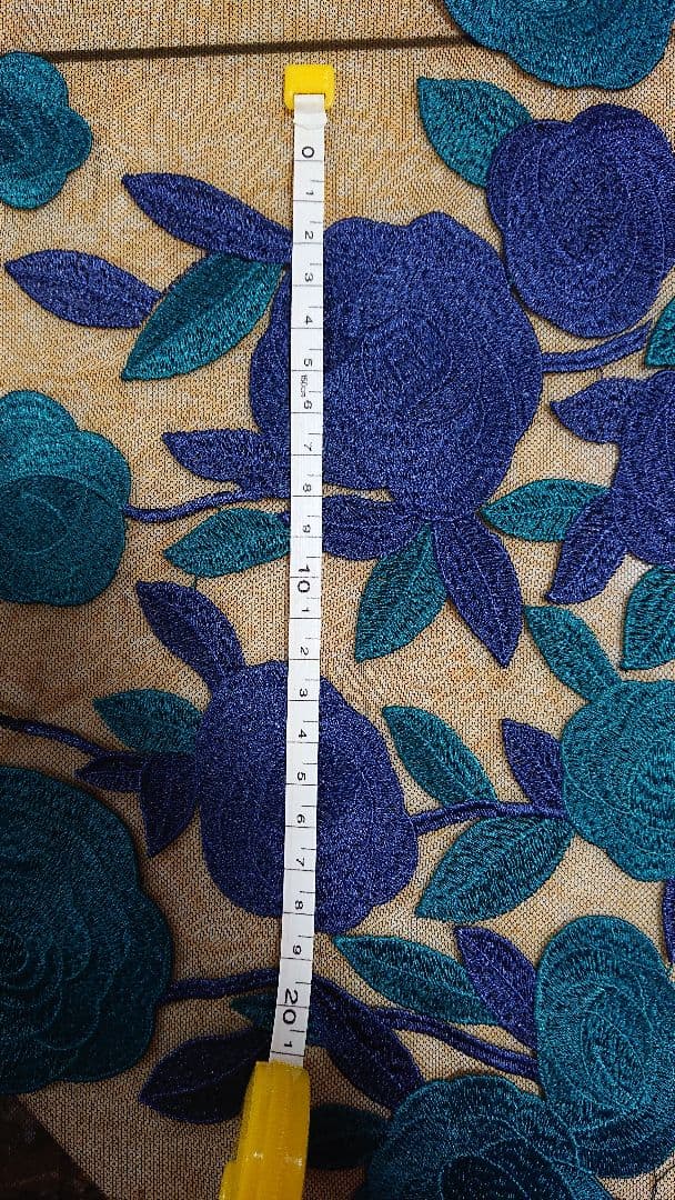 1点のみ✴︎豪華な刺繍の幅広チュールレース5m