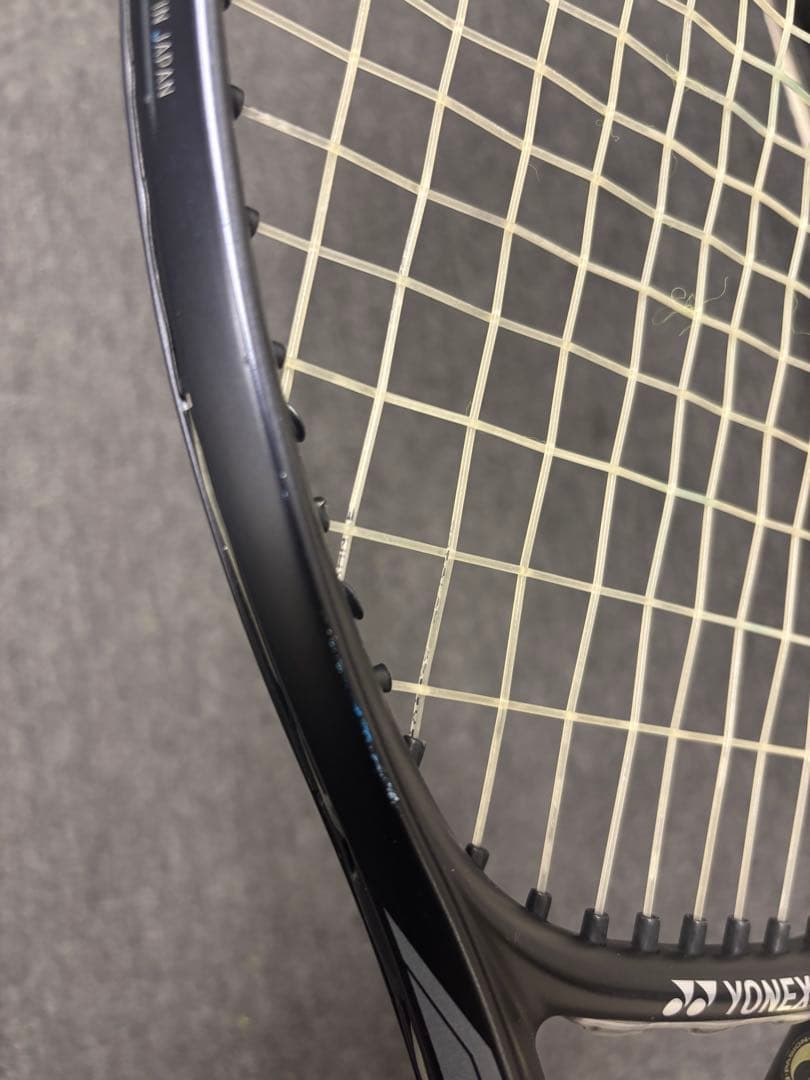 ヨネックス Eゾーン100 限定ブラック&シルバー