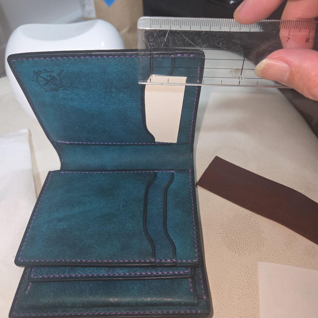 マルゴーレザー　２つ折り財布