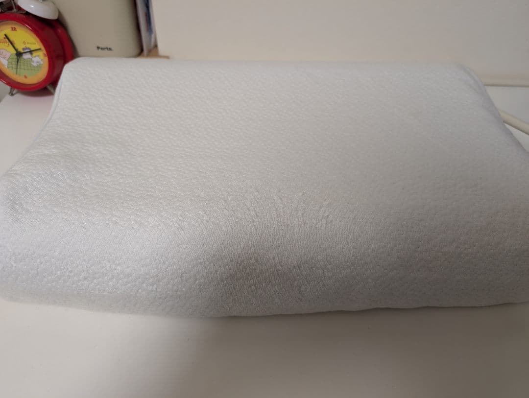 【美品】ヒツジのいらない枕 (至極) 専用カバー&夏用カバー　つき 箱あり