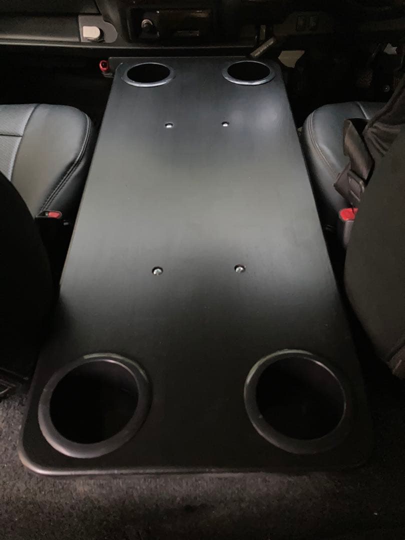 ハイエース　コンソール　フラット　テーブルワイド