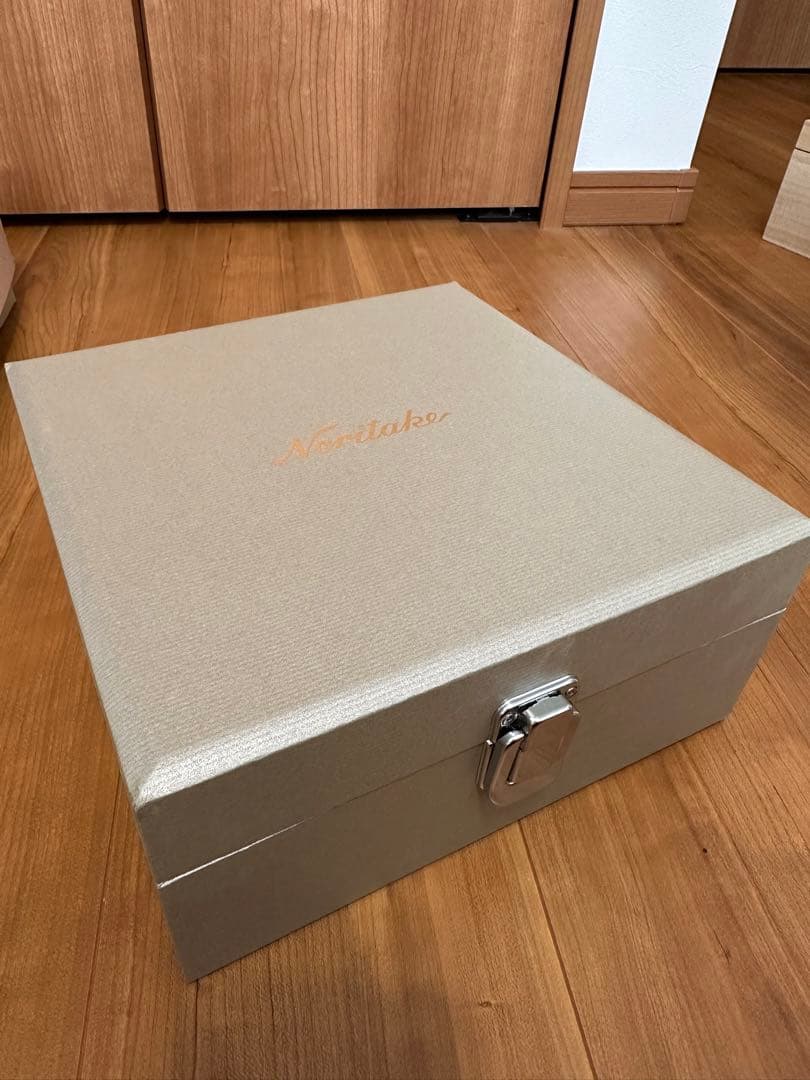 ノリタケ　四季彩舞曲 21cmスクエアプレート揃（絵変り6枚）