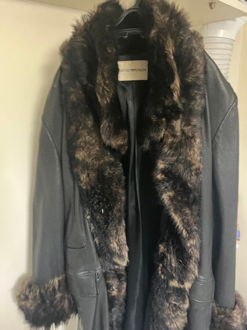 【激レア】日本限定5着定価50万　エンポリオアルマーニ　ファーコート　yuri様