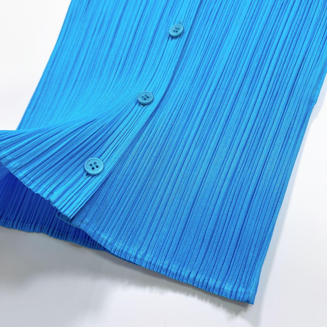 ISSEY MIYAKE PLEATS PLEASE ブラウストップス 水色 L