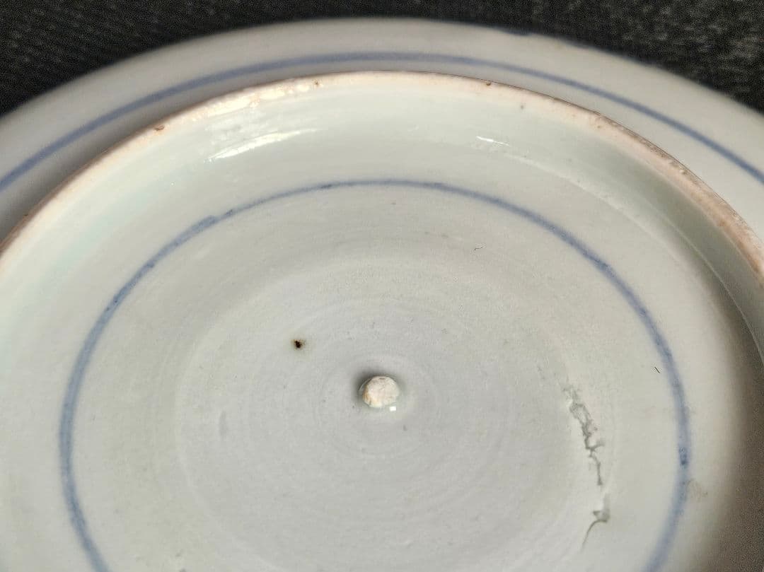 江戸時代中期　古伊万里　染付　生垣に花の図　18.1cm　六寸皿　飾り皿　無傷！