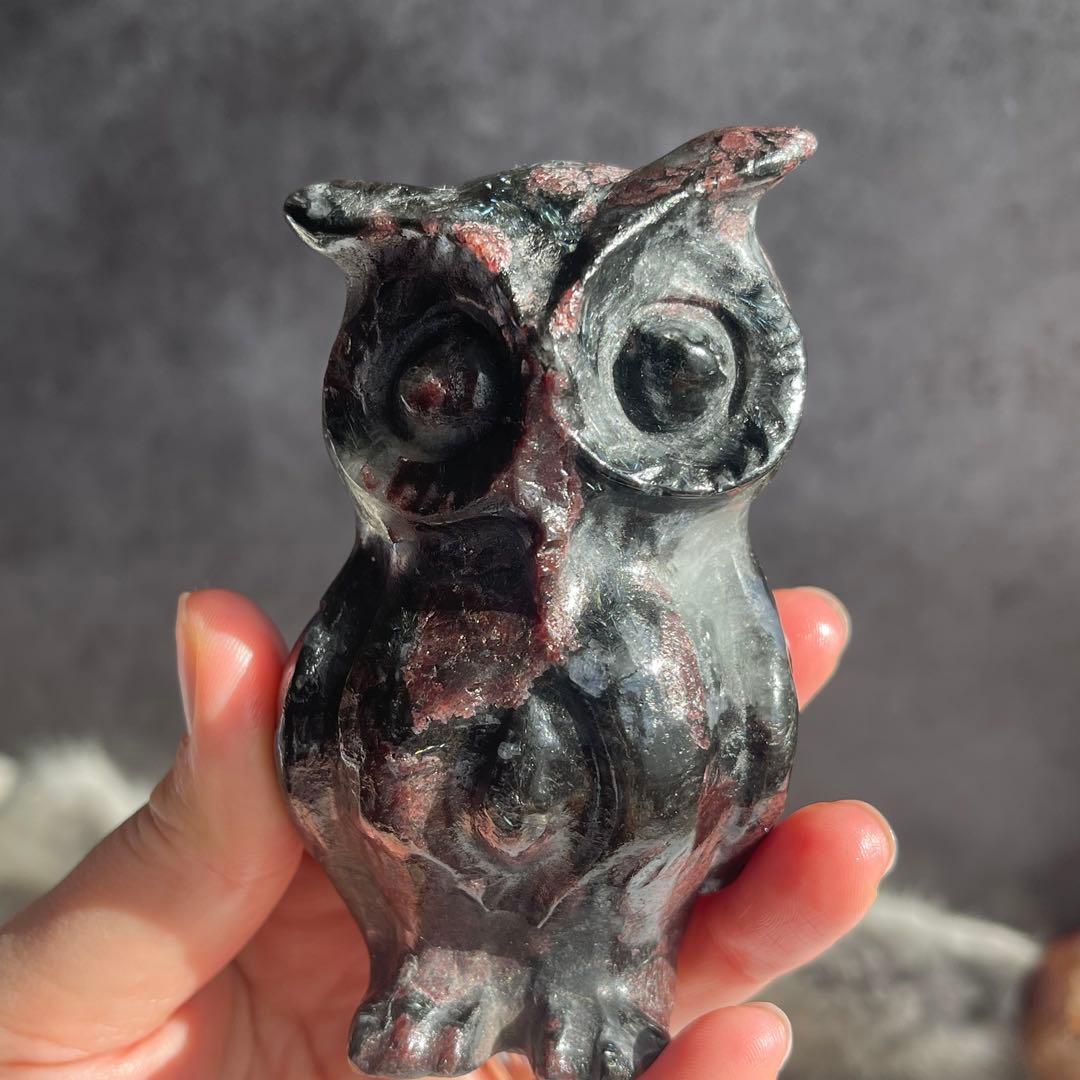 ガーネット ヌーマナイト フクロウ