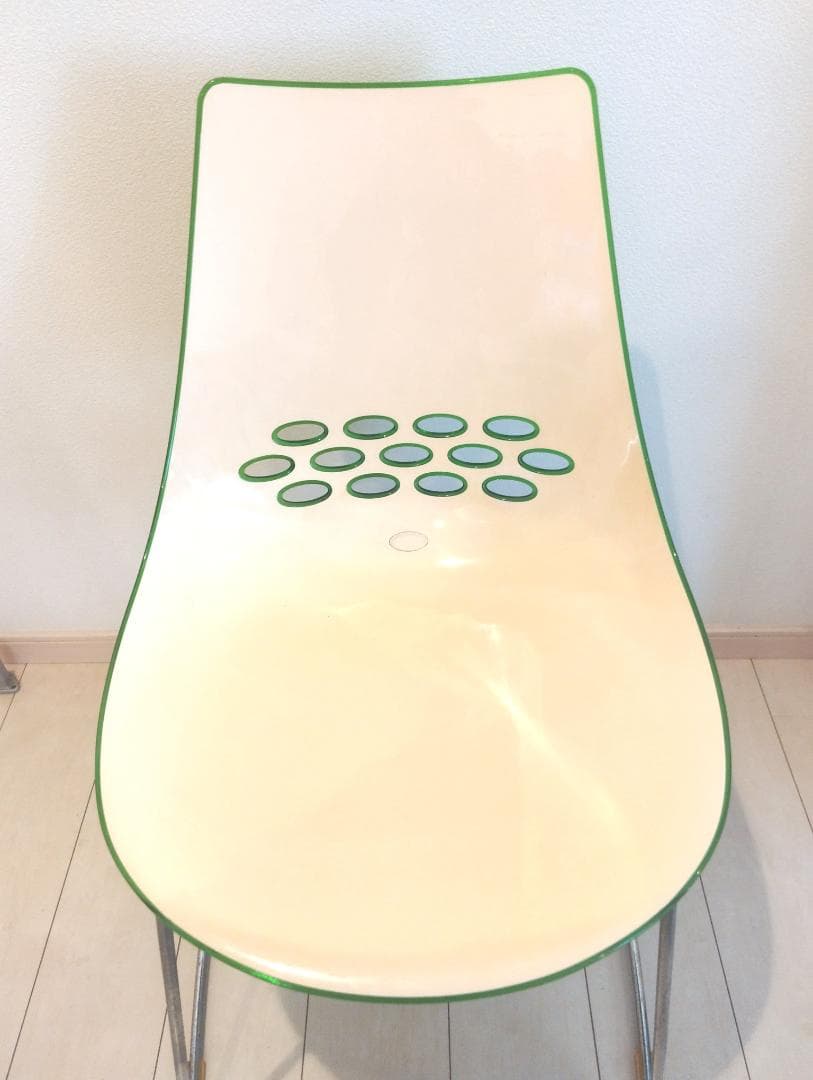 カリガリス　コヌビア　ジャムチェア　グリーン