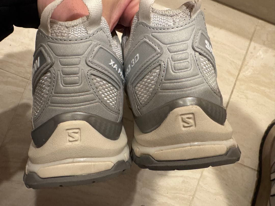 SALOMON XA PRO 3D スニーカー グレー シルバー 27.5