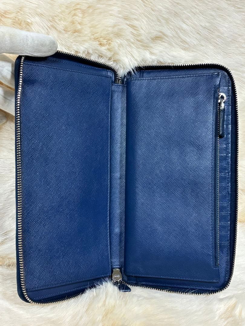 佐*大様 【美品】✨PRADA プラダ　サフィアーノレザー　ラウンドジップ　オー