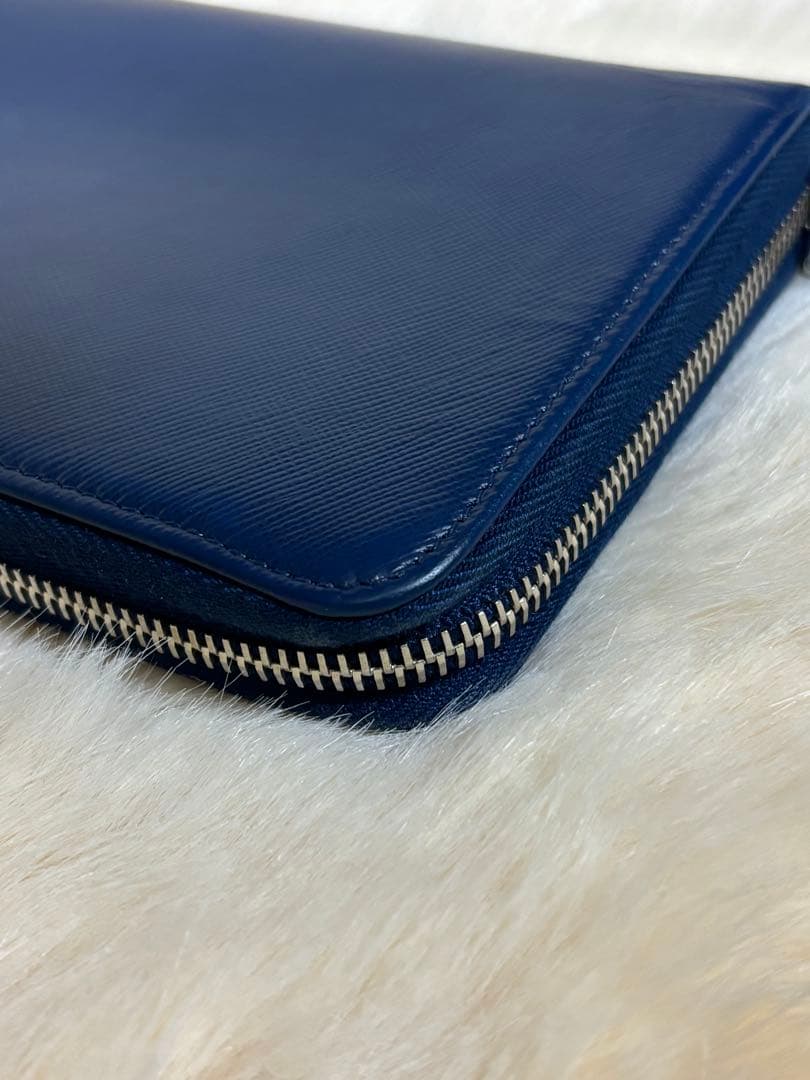 佐*大様 【美品】✨PRADA プラダ　サフィアーノレザー　ラウンドジップ　オー