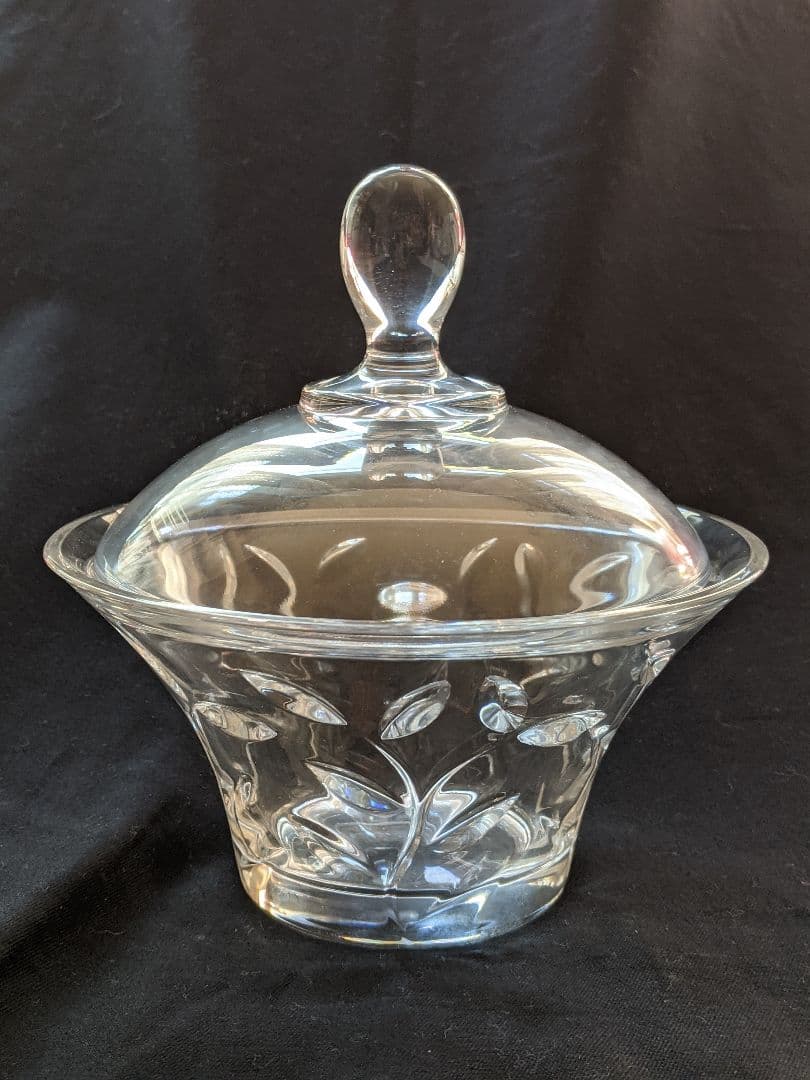 ★新品未使用★バーニーズニューヨークのガラス製ボンボニエール