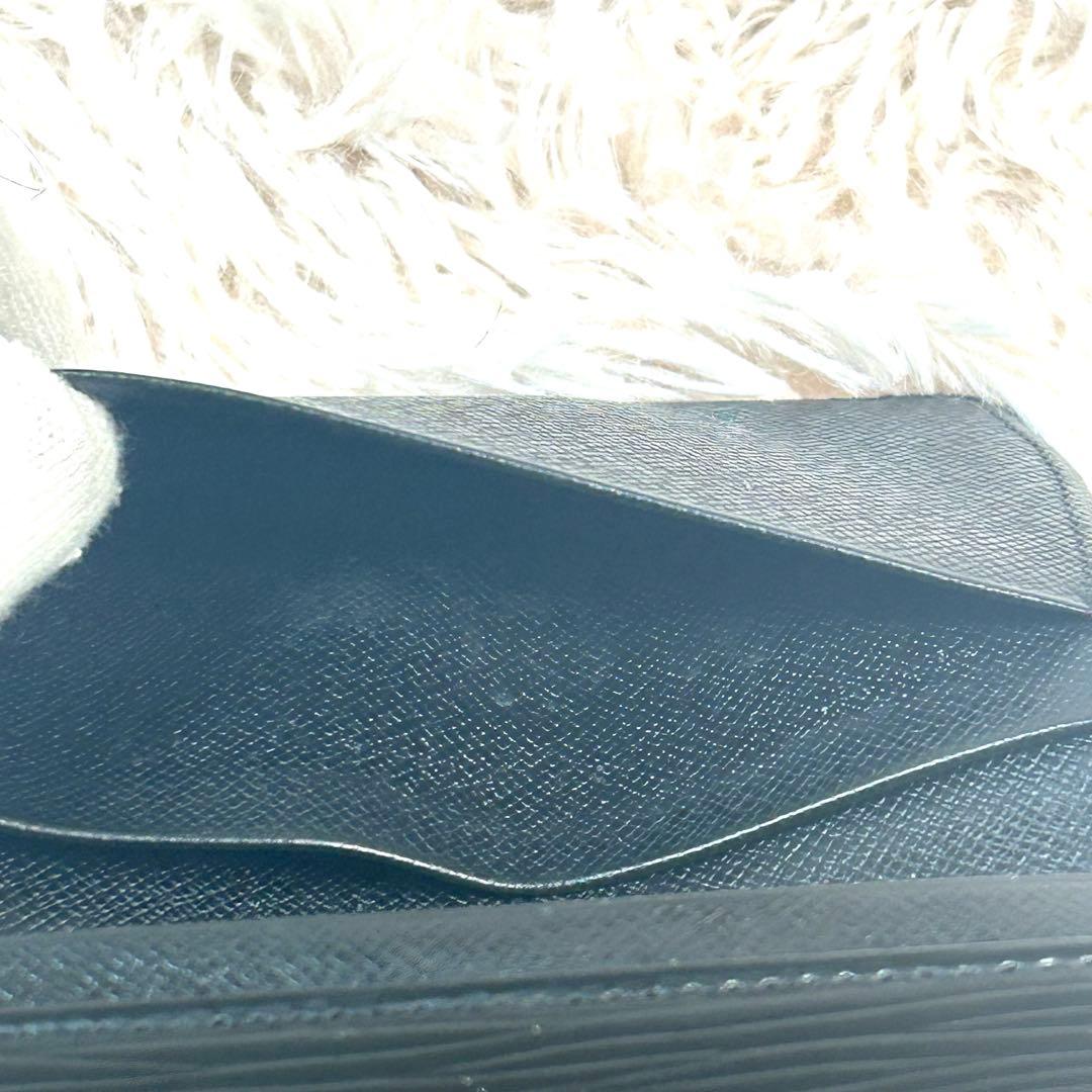 ルイヴィトン　エピ　ポルトモネビエ・トレゾール　ノワール　ブラック