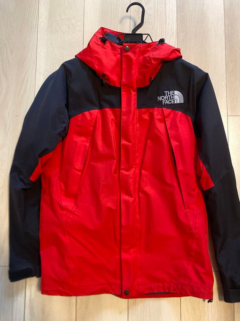 な*～様 THE NORTH FACE マウンテンパーカー 赤/黒