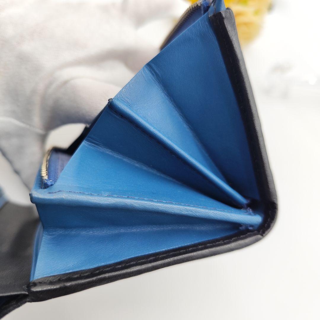 Vivienne Westwood 二つ折り財布 オーブ 型押し 黒 ブルー