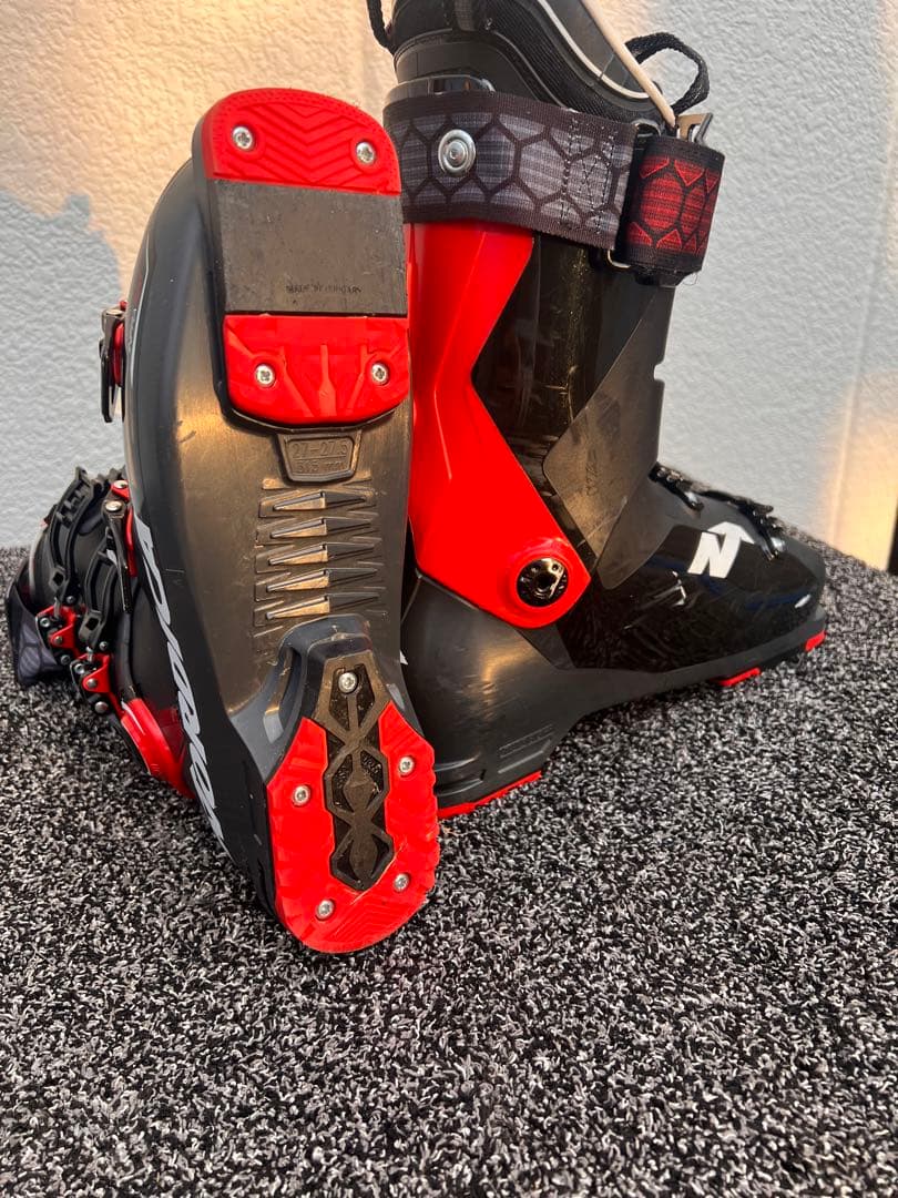 NORDICA PRO machine 110 スキー用ブーツ