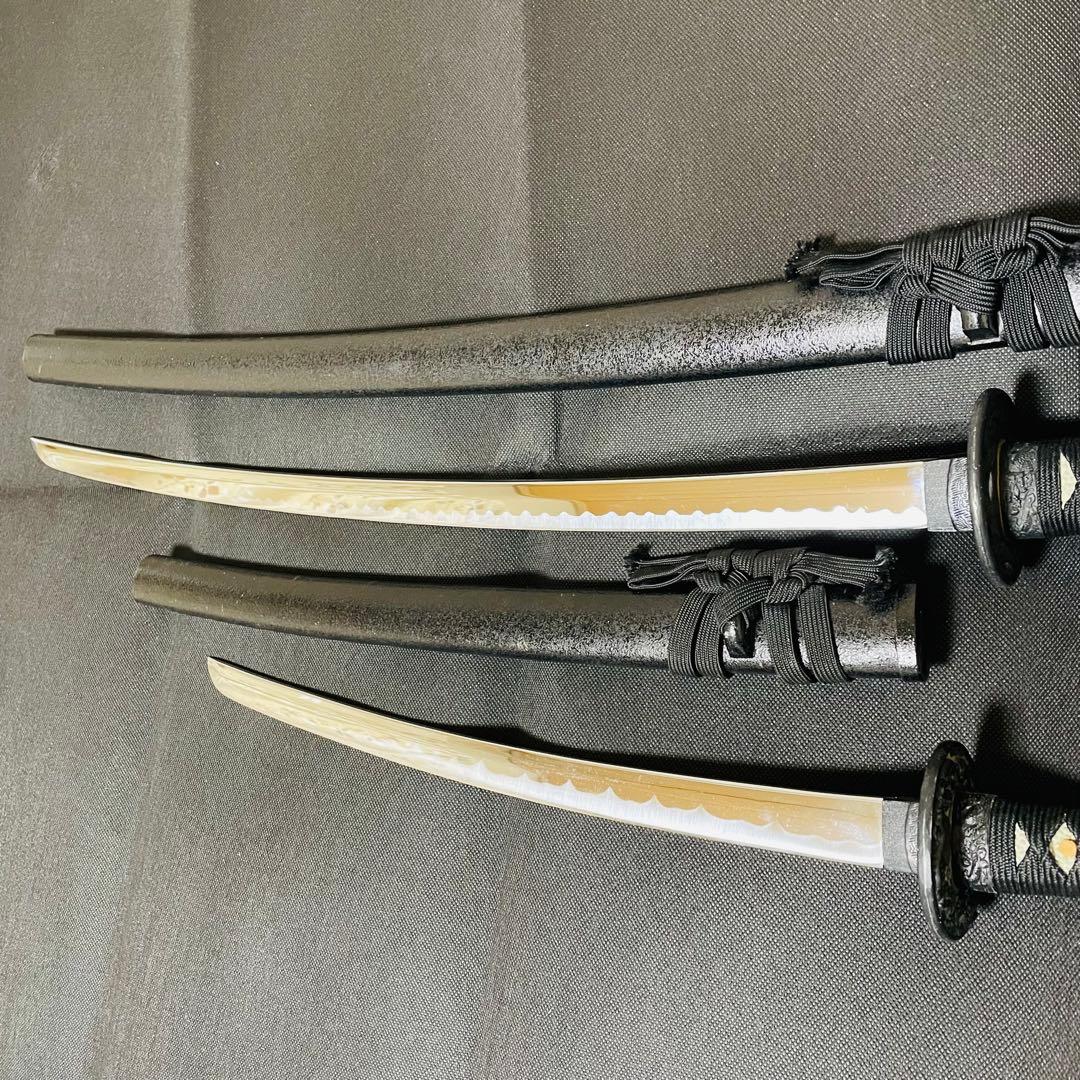 模造刀 のたれ刃紋 居合刀 2本セット 太刀 脇差 コレクション （B01）
