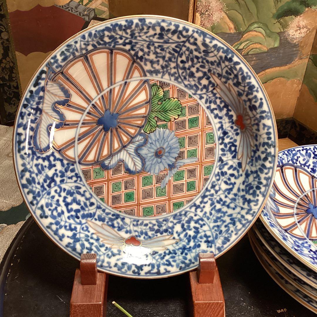 A905大聖寺伊万里　染錦手　『渦福』金縁　萩唐草　菊花紋様　　7寸皿　1枚