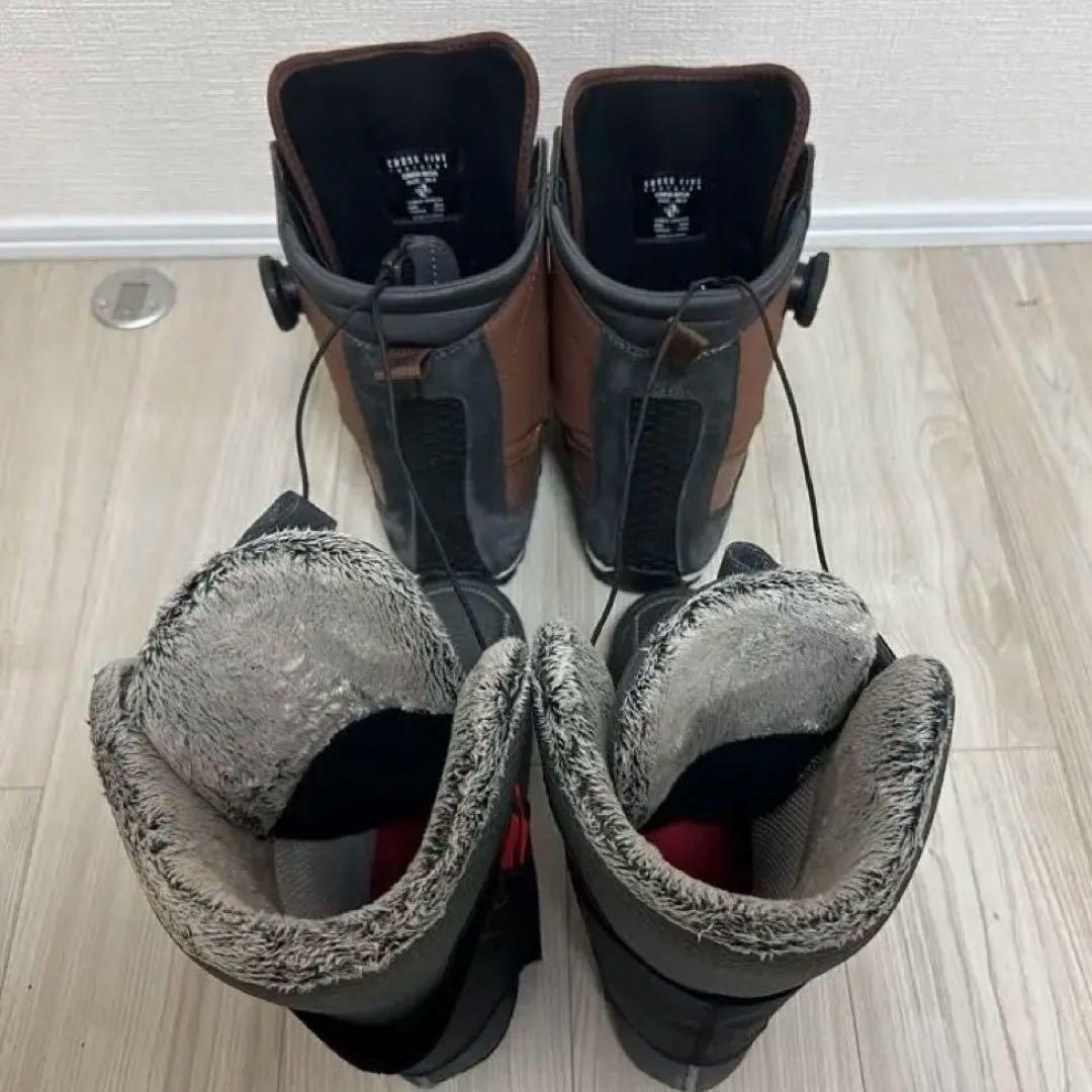 クロスファイブ　スノーボードブーツ（ブーツケース付）